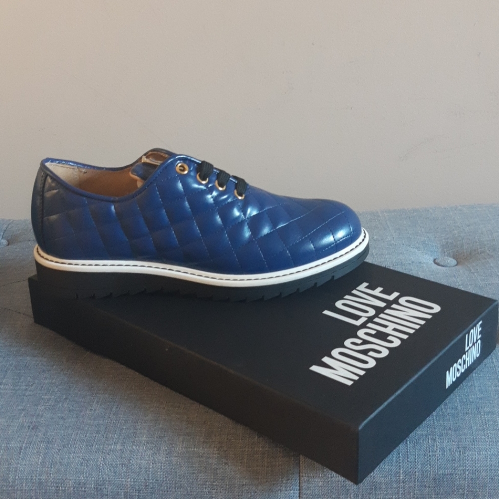 Shoes - Picture 4 of 4